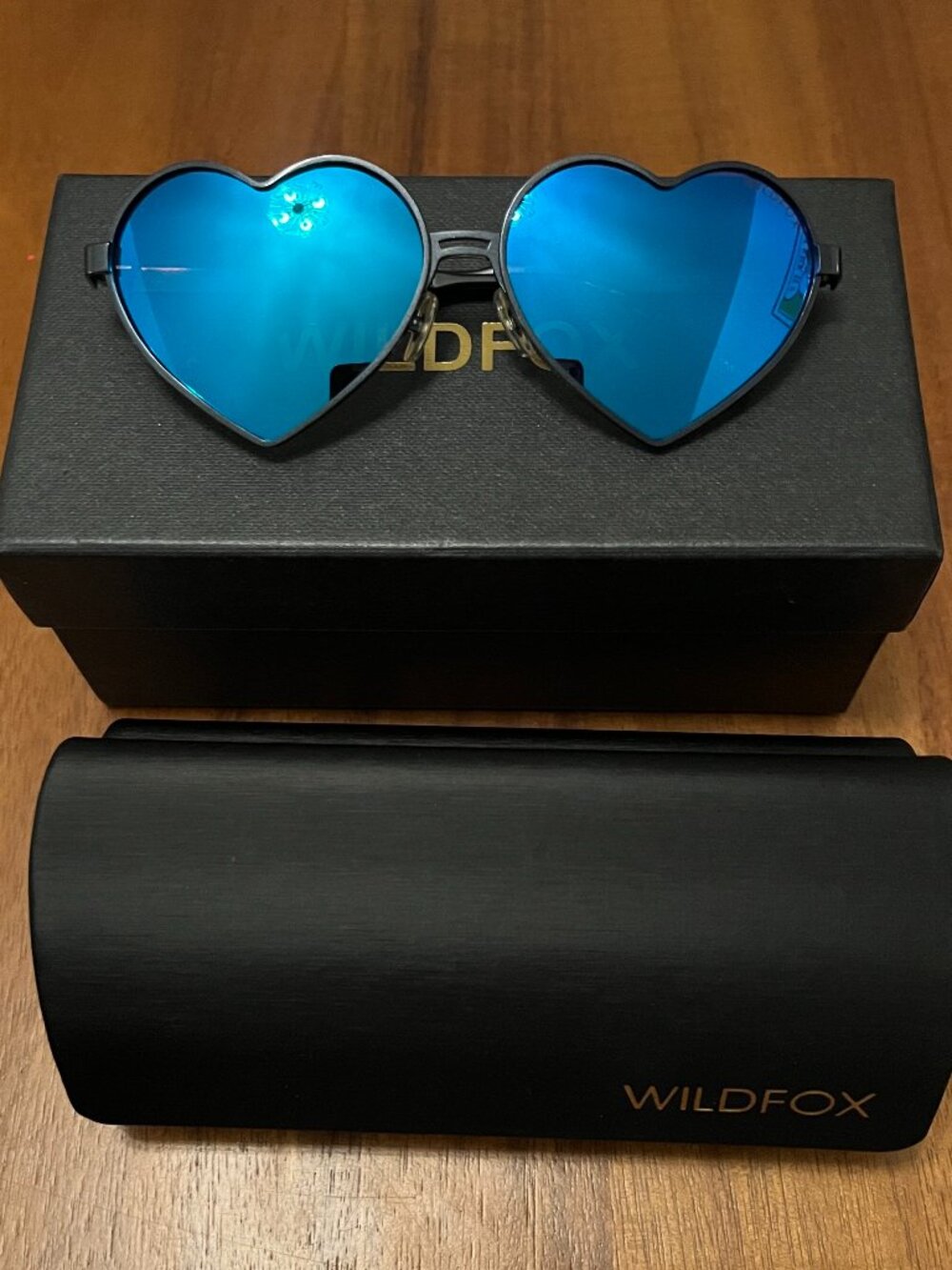 NEW Wildfox Lolita Heart Shaped Sunglasses Black Frames Blue Mirrored Lenses - Picture 3 of 11